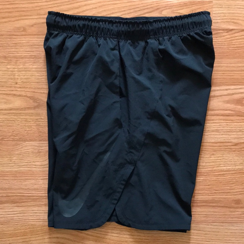Men’s Nike Black Dri Fit Athletic Shorts Medium